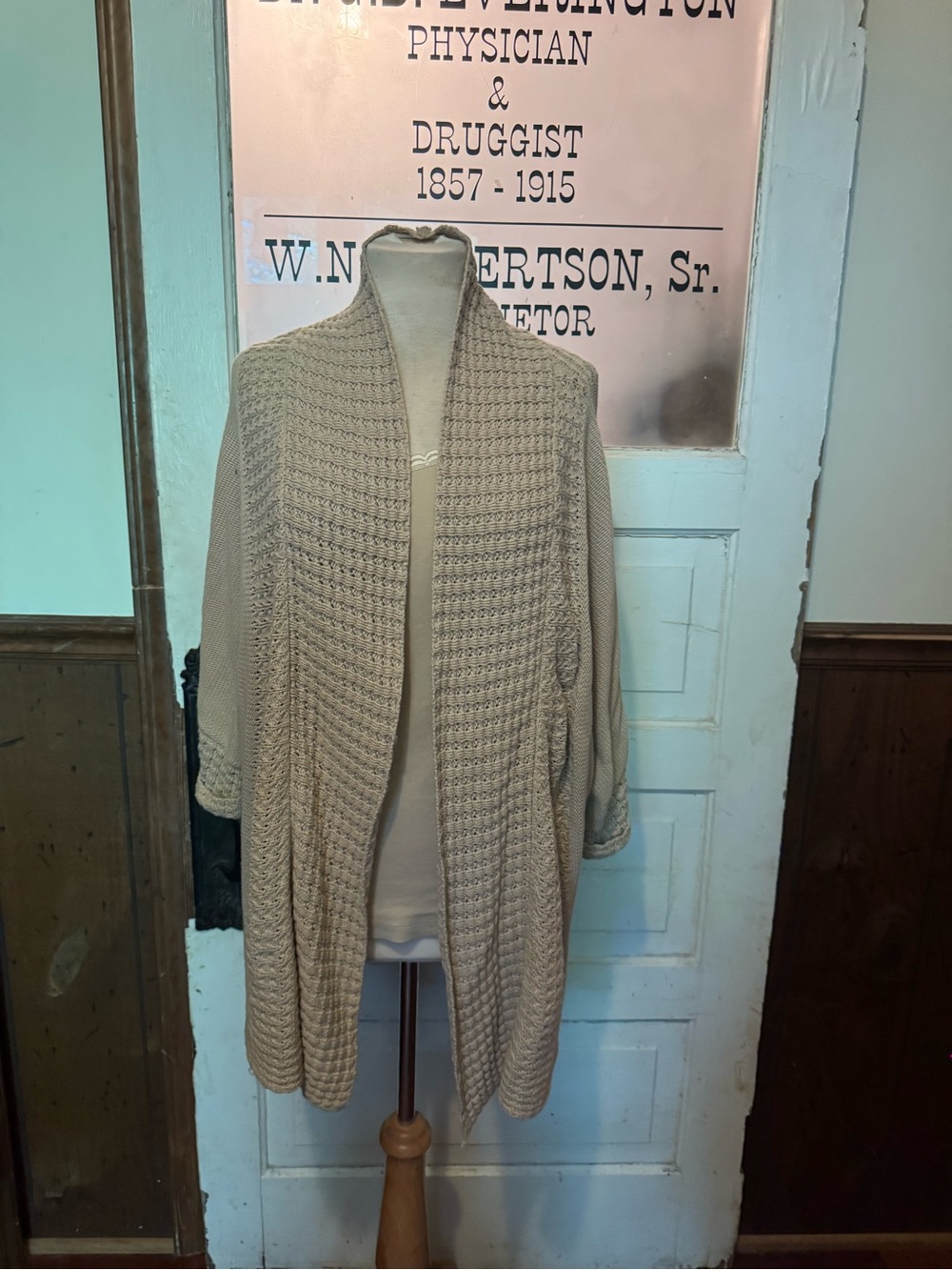 Chico's Light Beige Open-Front Knit Cardigan